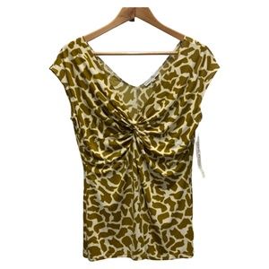 Annalee + Hope Green and White Print  Top
